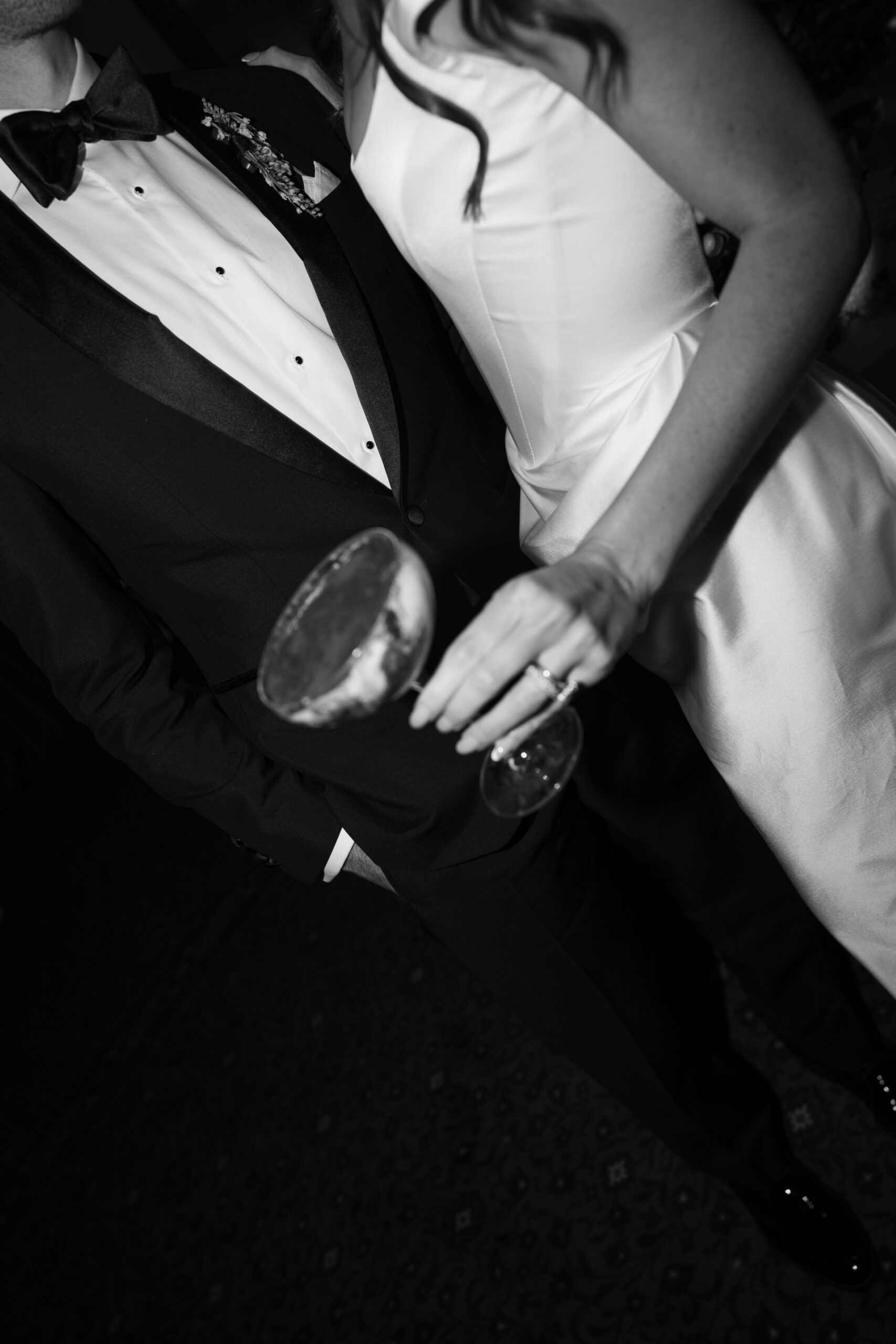 Editorial Bride and groom photo eating a tiramisu wedding cake